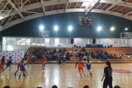 BÁSQUETBOL FEMENINO: ANTOFAGASTA VENCE A MAGALLANES EN COLISEO UA TEMUCO